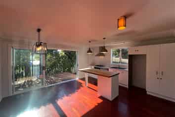 75A George Crescent, Buckland