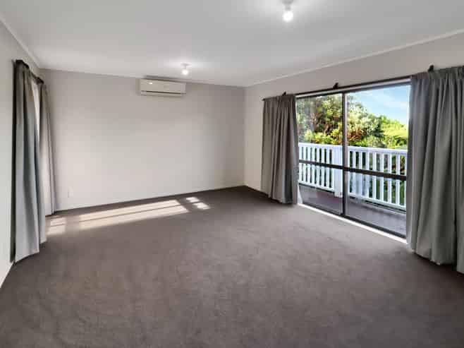 87 Percy Dyett Drive, Karori
