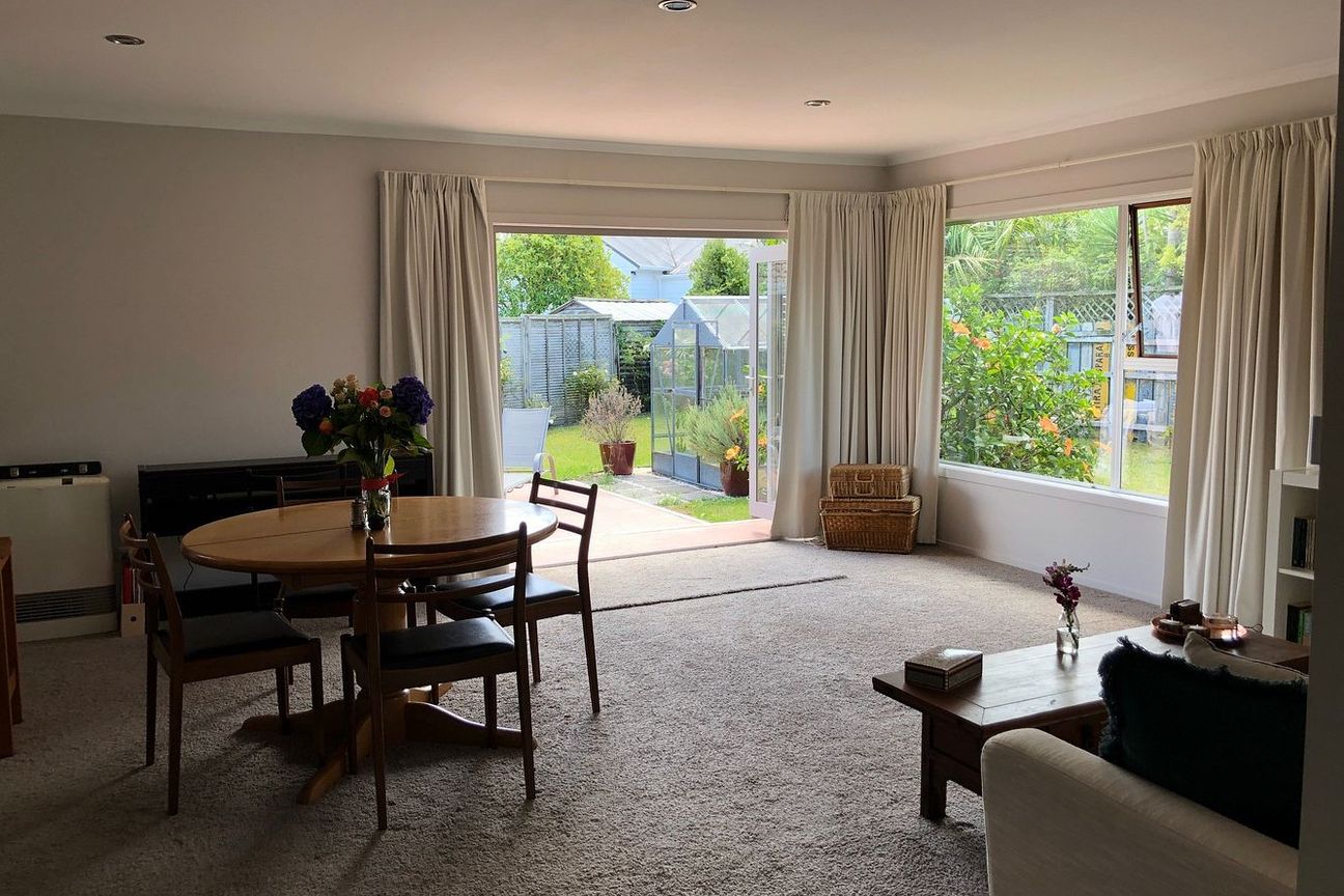 Quiet, sunny home in Milford - Aanzicht 4