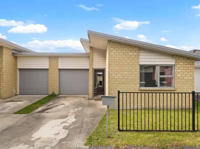 6 Adina Lane, Wiri