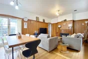 10 Strauss Pl, Somerfield