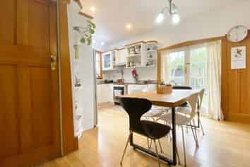 10 Strauss Pl, Somerfield