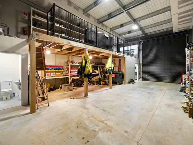 Warehouse with Office in Prime Te Rapa Location