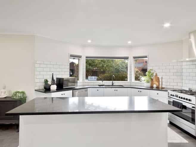 4 Longwood Place, Harrowfield