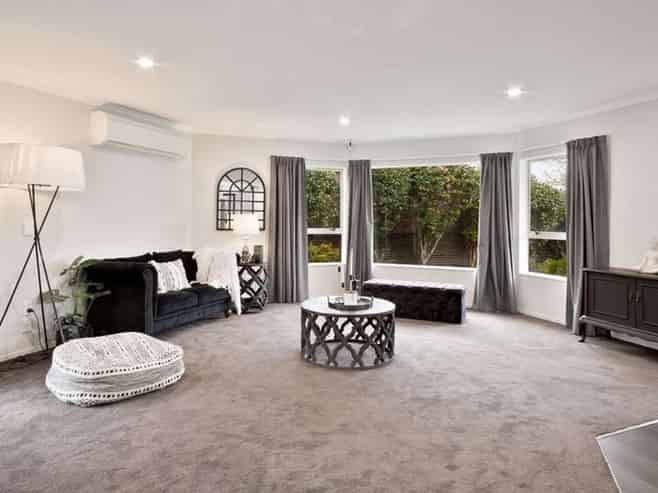 4 Longwood Place, Harrowfield