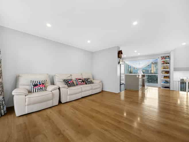 12 Panakenake Way, Flat Bush
