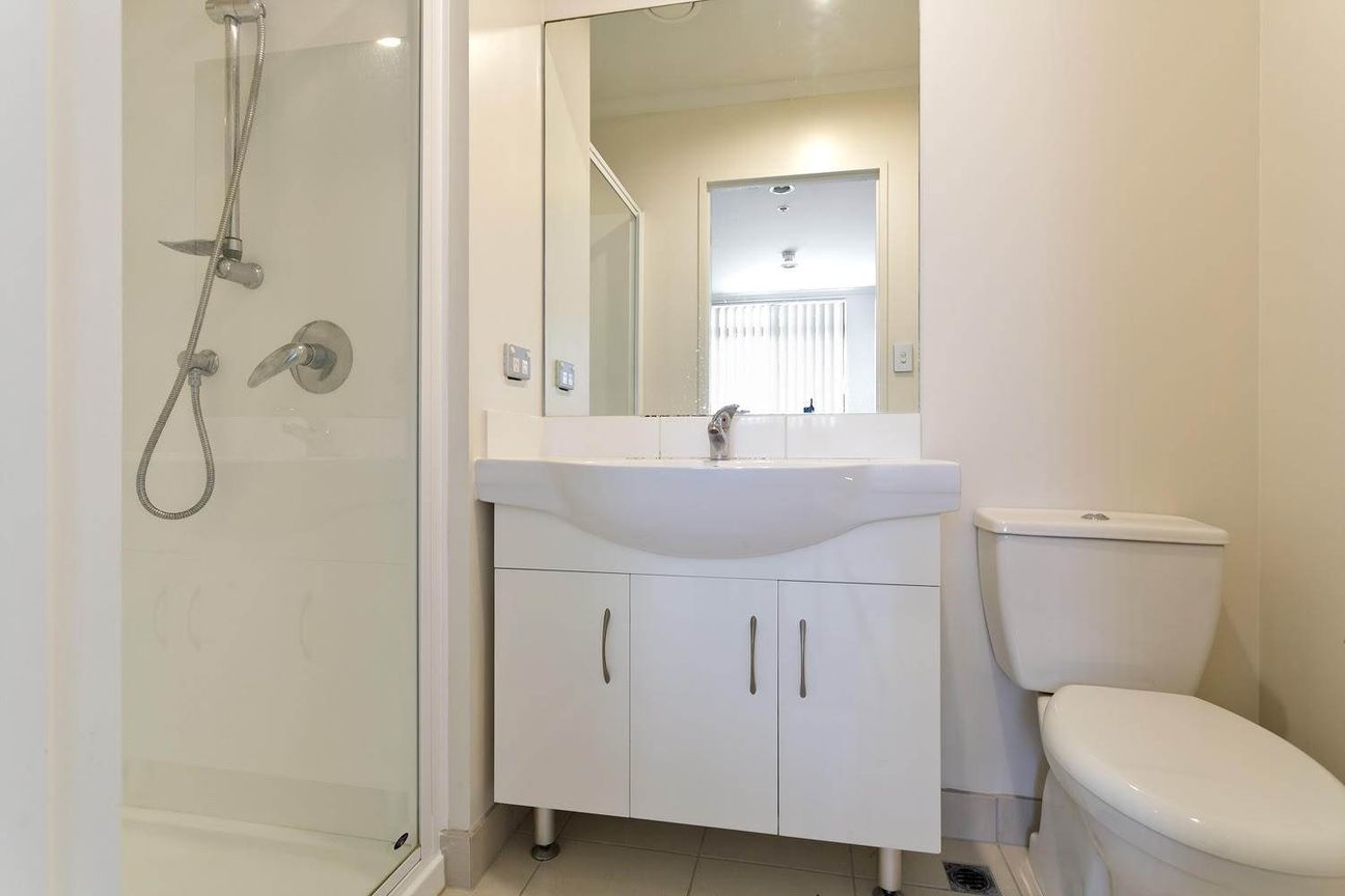 Unfurnished 2 Bedroom, 2 Bathroom Apartment on... - Vista 5