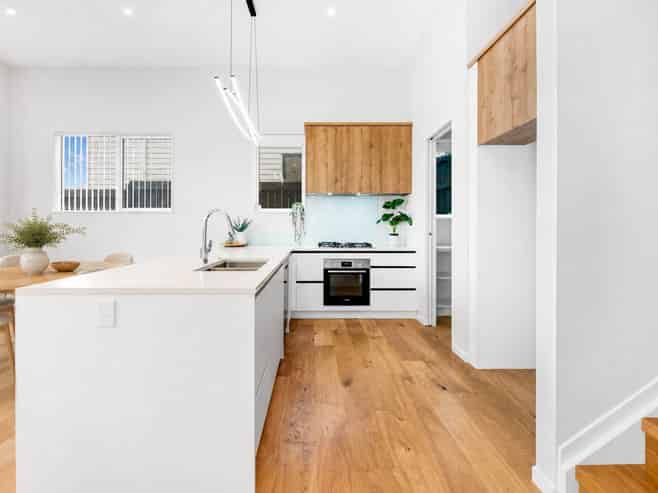 8 Kowaitau Avenue, Beachlands