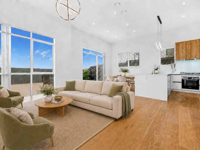 8 Kowaitau Avenue, Beachlands