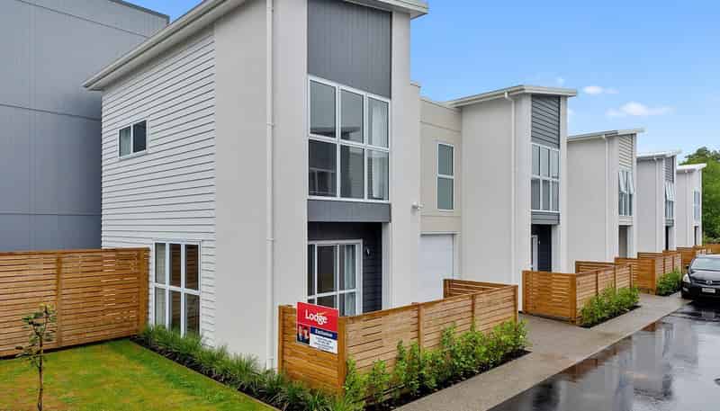 10/10 Palmerston Street, Hamilton Central