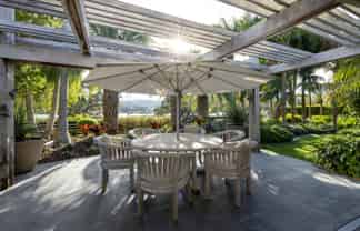 11 Riverside Drive, Point Wells