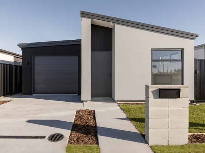 77 Empire Crescent, Papamoa
