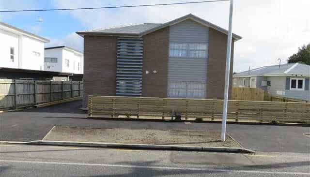 2E/93 Knighton Road, Hillcrest
