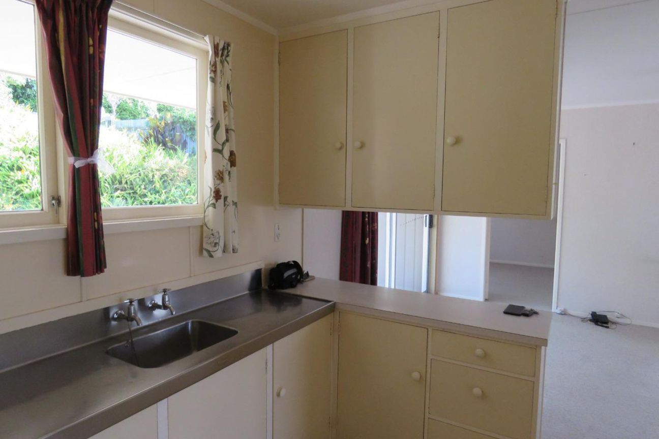 A tidy two bedroom unit - Vista 5