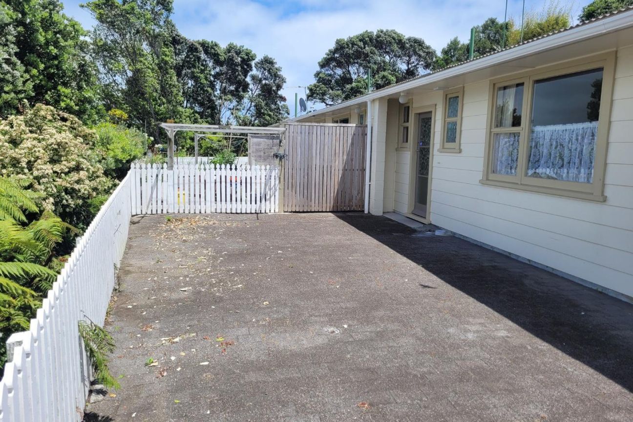 A tidy two bedroom unit - Vista 3