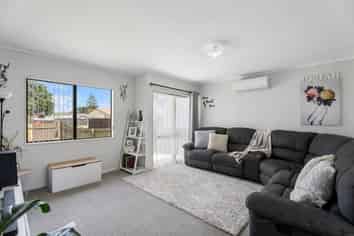 2/114 Finlayson Avenue, Clendon Park