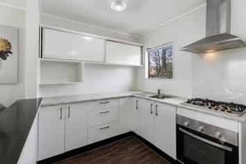 2/114 Finlayson Avenue, Clendon Park
