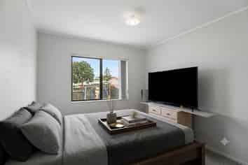 2/114 Finlayson Avenue, Clendon Park