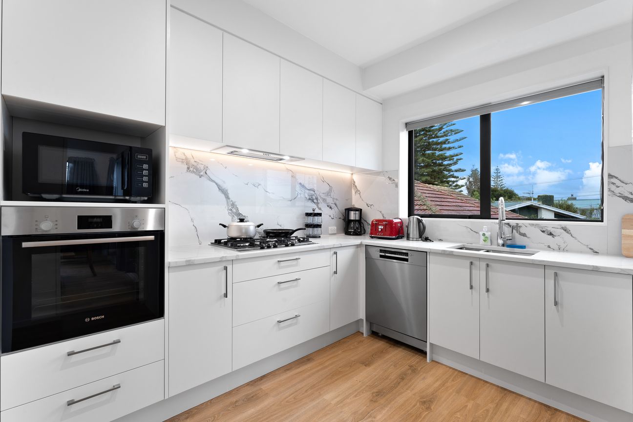 FULLY FURNISHED Home in Te Atatu Penisula - Ansicht 2
