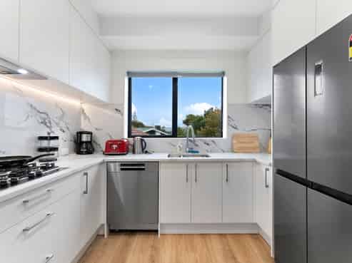 11 Waipani Road, Te Atatu Peninsula