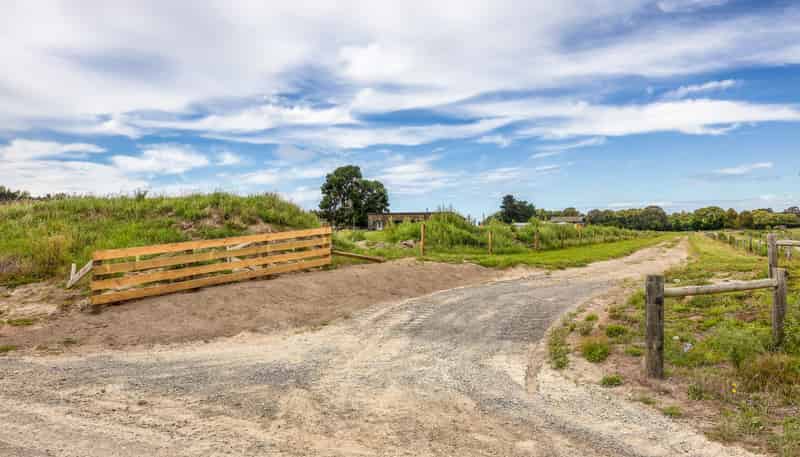 72 Newcombes Road, Amberley