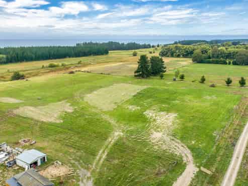 72 Newcombes Road, Amberley
