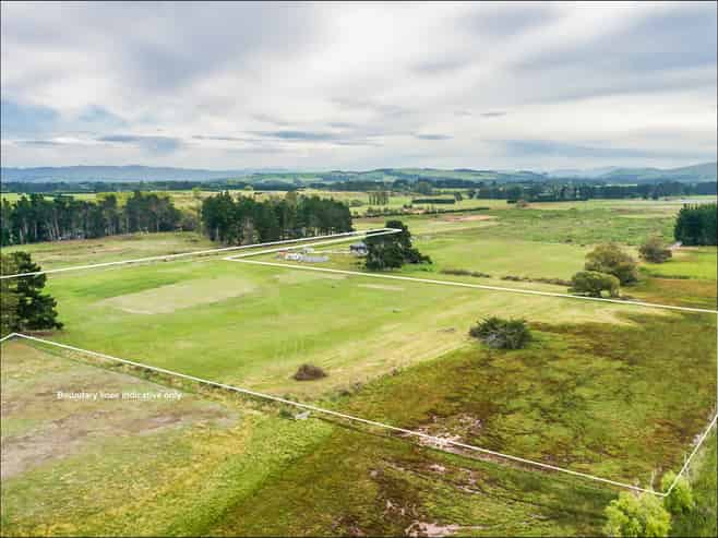 72 Newcombes Road, Amberley