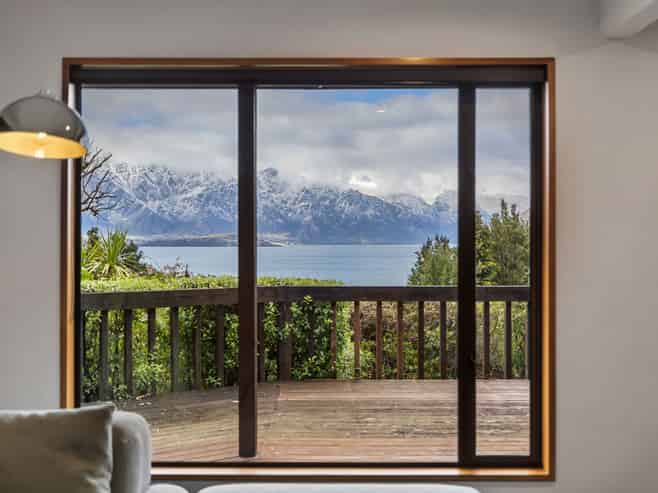 4 Moss Lane, Fernhill/Sunshine Bay