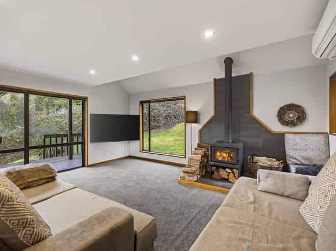 4 Moss Lane, Fernhill/Sunshine Bay