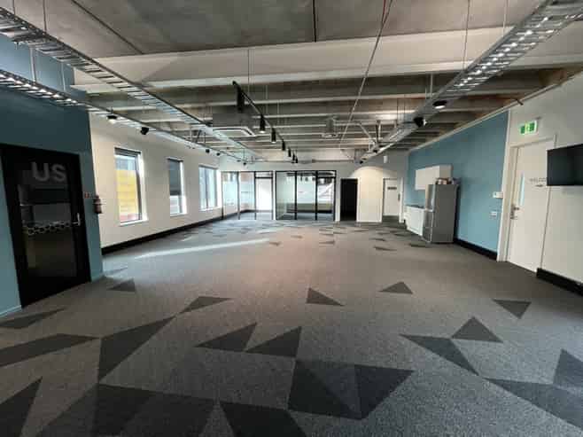 Bright office in the heart of the SALT district