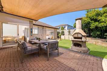 13 Red Oak Place , Albany