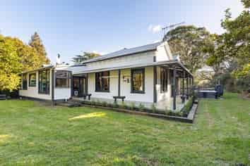 832 Makomako Road, Pahiatua