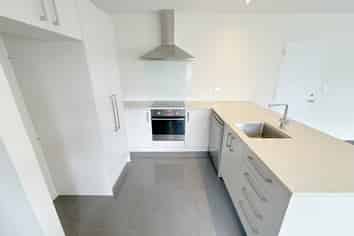 12 Blaenavon Lane, Halswell