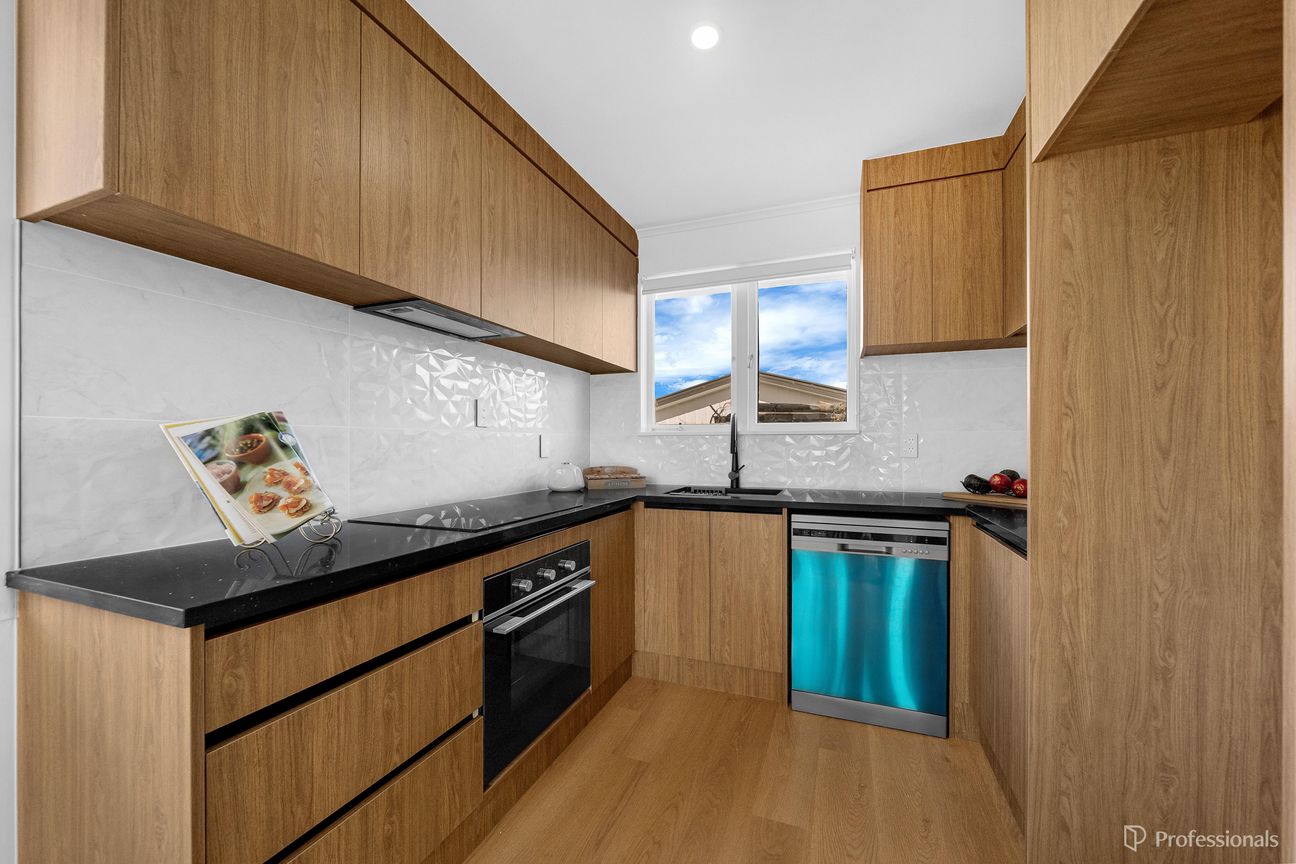 JUST MOVE IN & ENJOY - FULLY REFURBISHED - Bild 3