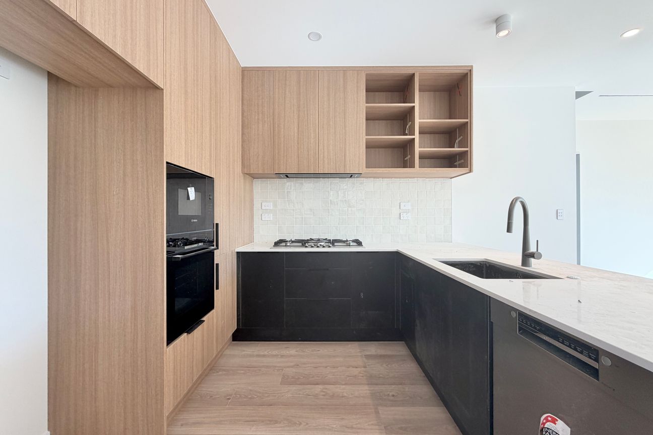 Contemporary Living, Spacious Design - Widok 6