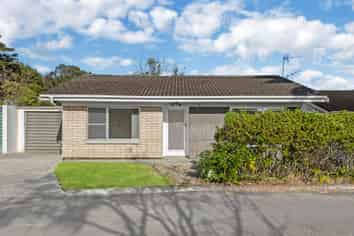 2/84B Great South Road, Manurewa