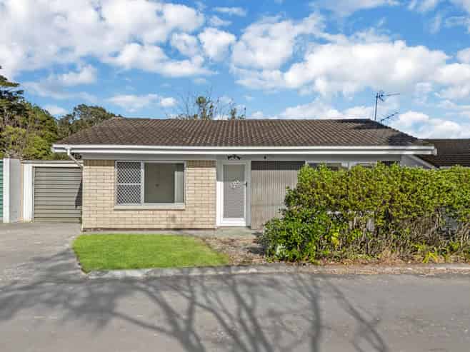 2/84B Great South Road, Manurewa