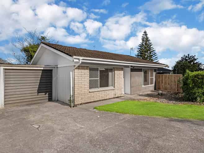 2/84B Great South Road, Manurewa