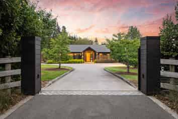 45 Three Oaks Drive, Dairy Flat