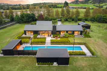 45 Three Oaks Drive, Dairy Flat