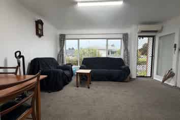 2/270 East Coast Road, Forrest Hill