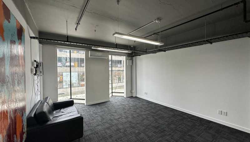 88 Broadway, Newmarket
