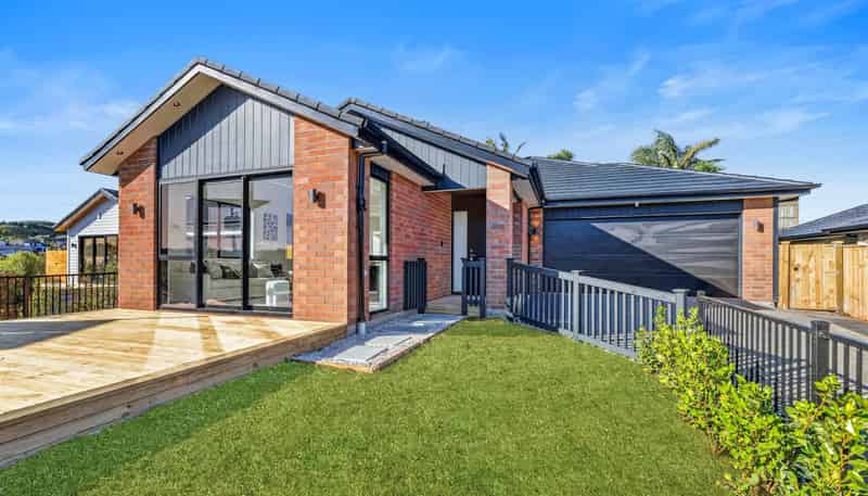 71 Rongoa Maori Way, Pukekohe