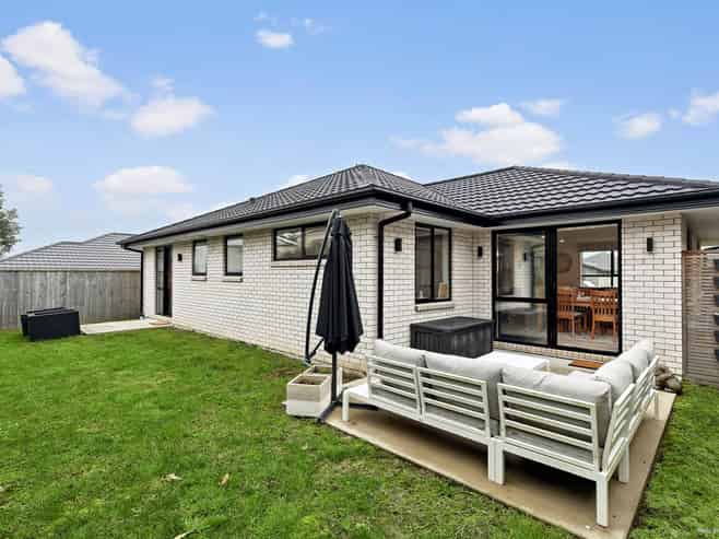 17 Pouate Way, Waiuku