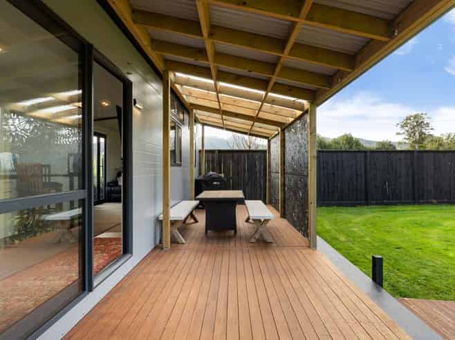 2/2127 Arapuni Road, Pukeatua
