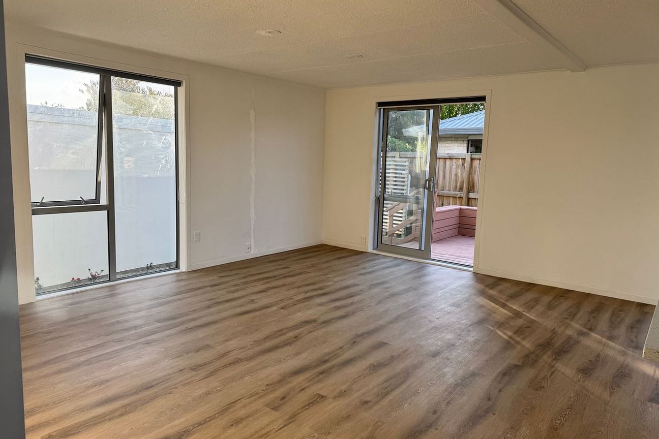 Newly renovated double glazed gated home - Mehr
