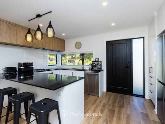 17 Dovey Katene Horvath Street, Wallaceville