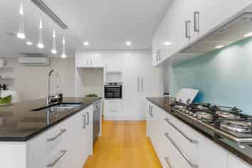 21 Lagonda Rise, Oteha