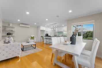 21 Lagonda Rise, Oteha