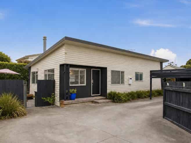 8B Hawea Street, Mount Maunganui